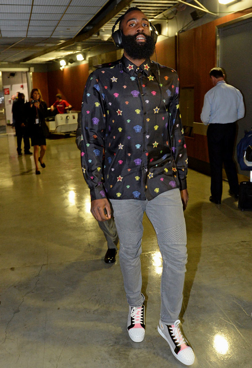 2015-0508-James-Harden-GettyImages-472632914_master.jpg